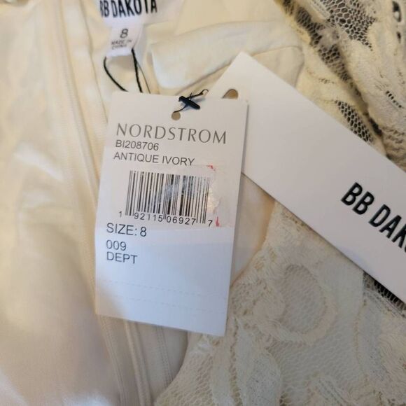 BB Dakota Revolve Rease Ruffle Lace Dress in Antique Ivory - Size 6 *NEW w/ Tag* - Picture 8 of 8